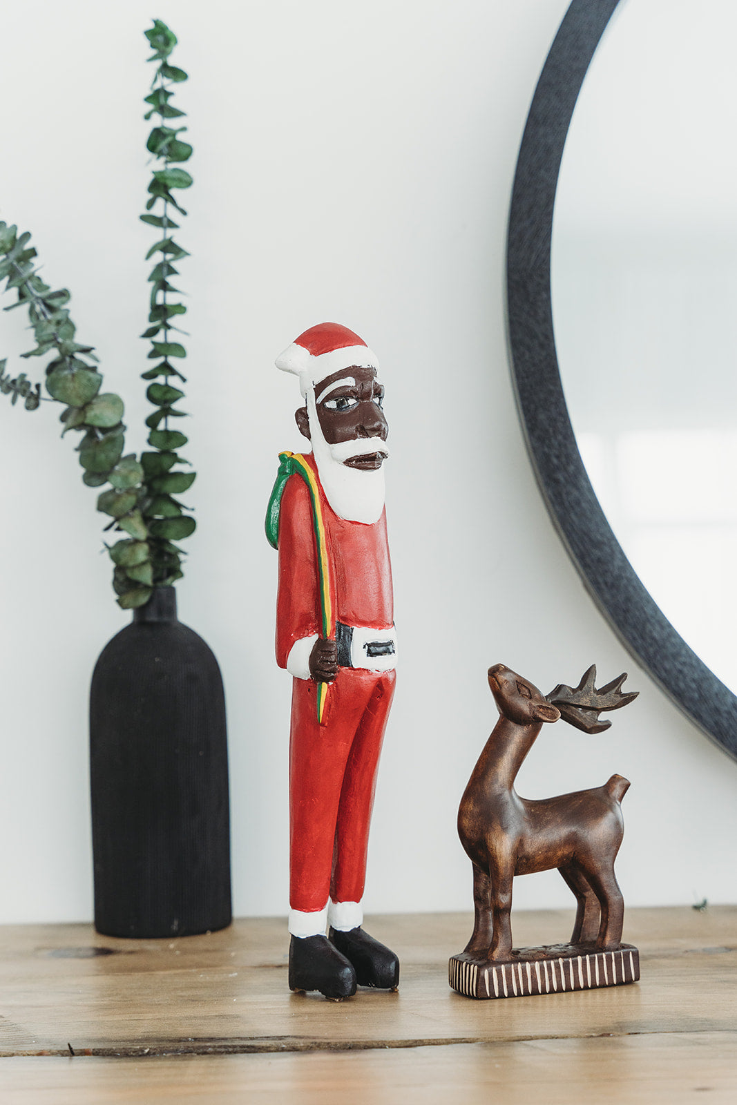 Santa Carving-Ghana 19 inch